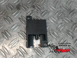 Used Bluetooth antenna Mini Mini (R56) 1.6 16V Cooper Price on request offered by Autosloperij Pieper BV