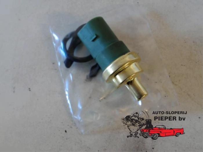 Used Engine temperature sensor Volkswagen Golf IV (1J1) 1.6 16V Price € 10,50 Margin scheme offered by Autosloperij Pieper BV