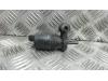 Windscreen washer pump from a Nissan Micra (K12), 2003 / 2010 1.5 dCi 68, Hatchback, Diesel, 1.461cc, 50kW (68pk), FWD, K9K708, 2005-06 / 2010-06, K12D; K12H 2006