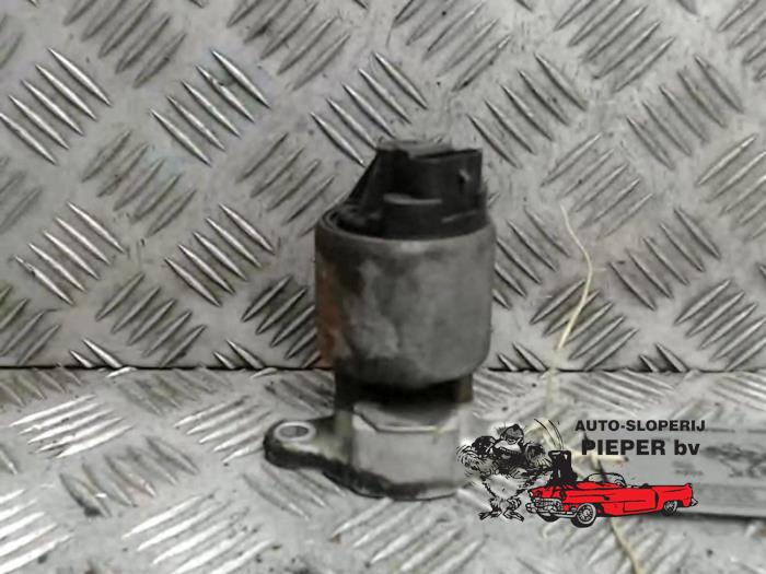 Gebrauchte AGR Ventil Chevrolet Captiva (C100) 2.4 16V 4x4 Preis € 35,00 Margenregelung angeboten von Autosloperij Pieper BV