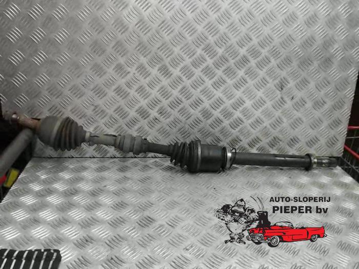 Begagnade Drivaxel, höger fram Nissan Micra (K12) 1.5 dCi 68 Pris € 36,75 Marginaltabell erbjuds av Autosloperij Pieper BV