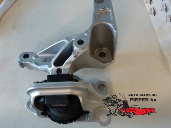 Used Engine mount Renault Scénic III (JZ) 1.6 16V Price € 52,50 Margin scheme offered by Autosloperij Pieper BV