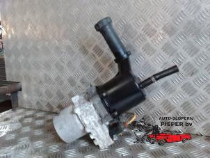 Usados Bomba de dirección asistida Peugeot 307 SW (3H) 1.6 16V Precio de solicitud ofrecido por Autosloperij Pieper BV