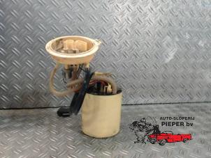 Used Electric fuel pump Audi A6 (C7) 2.0 TDI 16V Price on request offered by Autosloperij Pieper BV