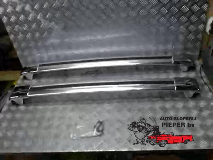 Mercedes GL-KLASSE Roof rack kits stock | ProxyParts.com