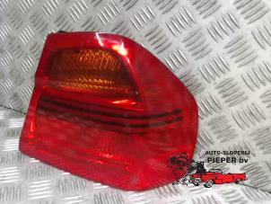 Used Taillight, right BMW 3 serie (E90) 325i 24V Price € 26,25 Margin scheme offered by Autosloperij Pieper BV