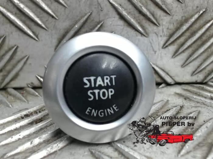 Używane Przelacznik Start/Stop BMW 3 serie (E90) 325i 24V Cena € 10,50 Procedura marży oferowane przez Autosloperij Pieper BV