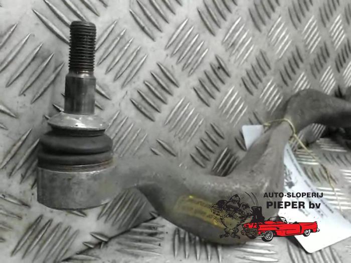Front wishbone, left from a BMW 3 serie (E90) 325i 24V 2005