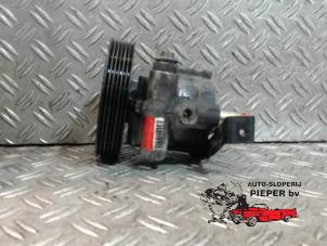 Used Power steering pump Mitsubishi Space Star (DG) 1.9 DI-D Price on request offered by Autosloperij Pieper BV