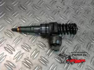 Used Injector (diesel) Seat Ibiza IV SC (6J1) 1.4 TDI Price on request offered by Autosloperij Pieper BV