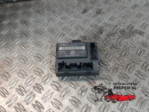 Used Central door locking module Audi A6 (C6) 2.4 V6 24V Price on request offered by Autosloperij Pieper BV