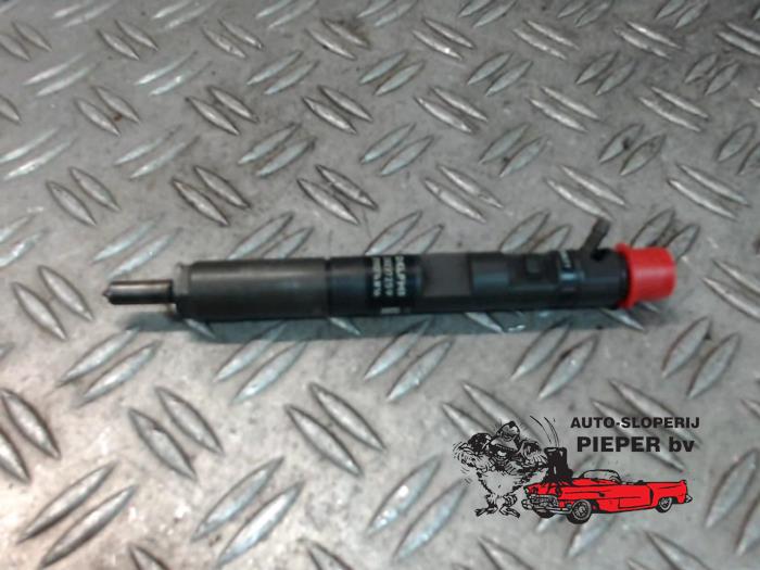 Usagé Injecteurs Renault Twingo II (CN) 1.5 dCi 90 FAP Prix € 78,75 Règlement à la marge proposé par Autosloperij Pieper BV