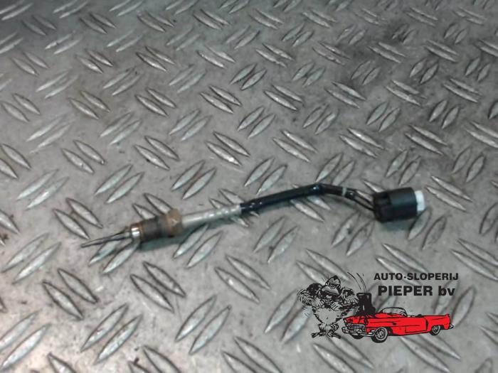 Usagé Sensor température d’échappement BMW 5 serie Touring (E61) 525d 24V Prix € 31,50 Règlement à la marge proposé par Autosloperij Pieper BV