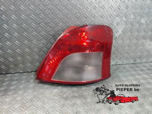 Used Taillight, right Toyota Yaris II (P9) 1.0 12V VVT-i Price on request offered by Autosloperij Pieper BV