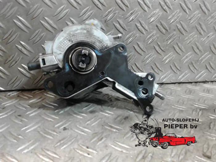 Usagé Pompe à vide (diesel) Volkswagen Caddy III (2KA,2KH,2CA,2CH) 2.0 SDI Prix € 131,25 Règlement à la marge proposé par Autosloperij Pieper BV
