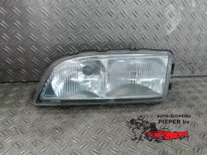 Used Headlight, left Volvo V70 (GW/LW/LZ) 2.5 10V Price on request offered by Autosloperij Pieper BV