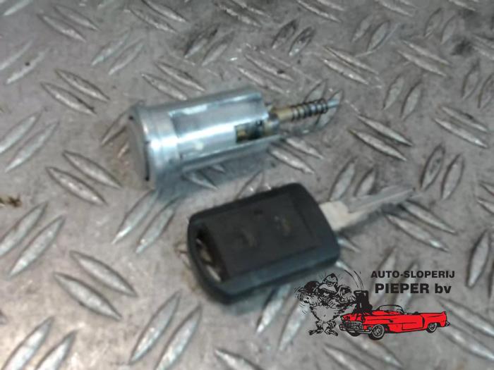 thumbnail image 2 of Ignition Lock Cylinder 13107754 For Opel Astra F G, CC, Van, Cabriolet, Combo – LST Brand 2 of 4