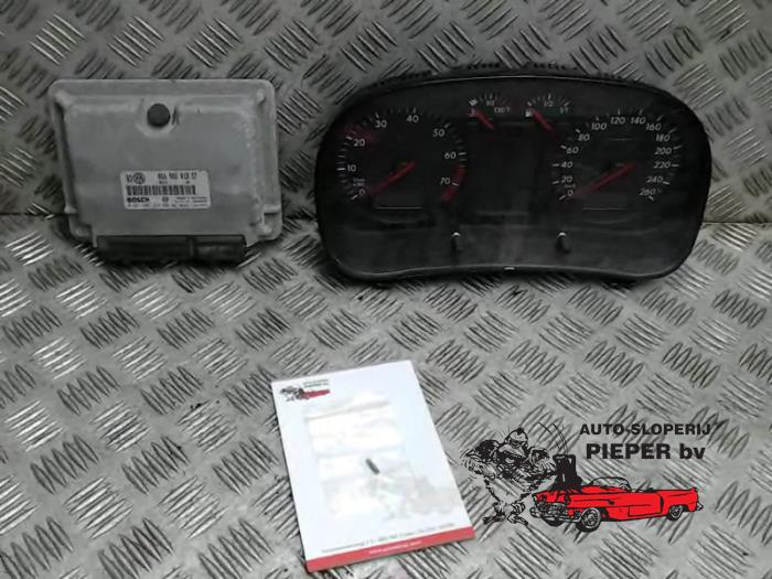 Used Engine management computer Volkswagen Golf IV (1J1) 2.0 Price € 78,75 Margin scheme offered by Autosloperij Pieper BV