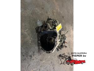 Used Gearbox Kia Picanto (BA) 1.0 12V Price on request offered by Autosloperij Pieper BV