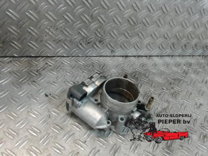 Usagé Boitier papillon Volkswagen Golf IV (1J1) 2.3 V5 GTI 20V Prix € 63,00 Règlement à la marge proposé par Autosloperij Pieper BV