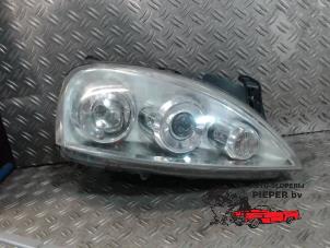 Used Headlight, right Opel Corsa C (F08/68) 1.4 16V Twin Port Price on request offered by Autosloperij Pieper BV
