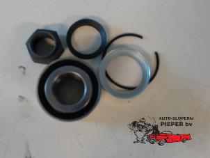 New Rear wheel bearing Peugeot 206 (2A/C/H/J/S) 1.4 XR,XS,XT,Gentry Price € 26,24 Inclusive VAT offered by Autosloperij Pieper BV