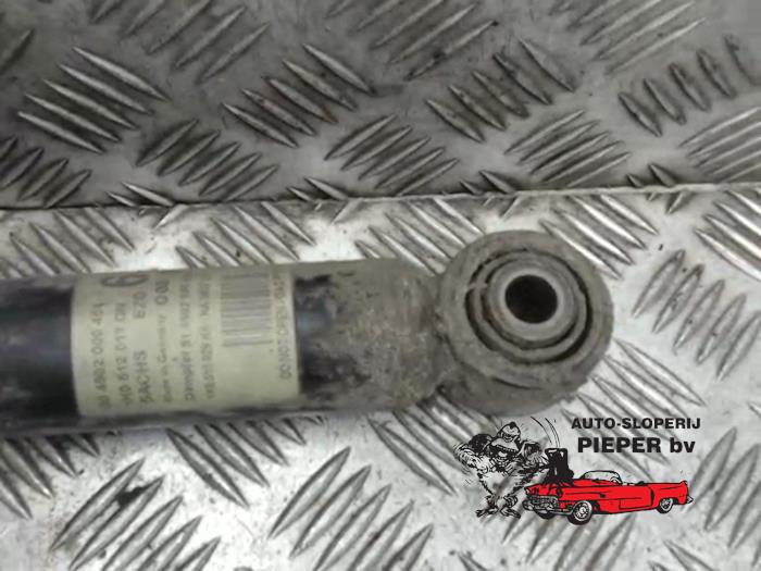 Rear shock absorber, left from a Seat Leon (1P1) 1.4 TSI 16V 2008