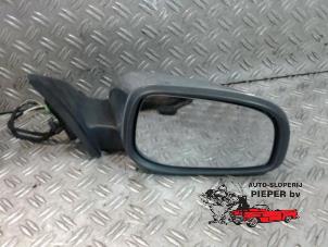 Used Wing mirror, right Volvo V70 (SW) 2.4 D5 20V Price € 42,00 Margin scheme offered by Autosloperij Pieper BV