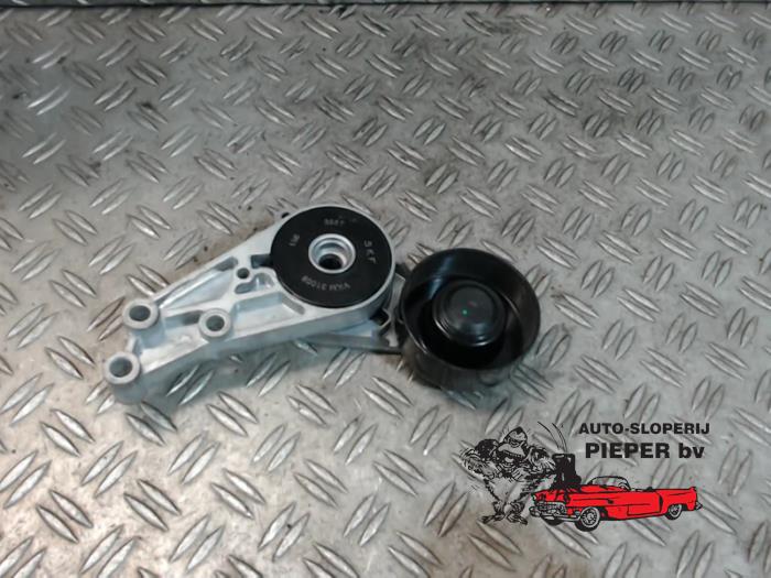 Usados Rodillo tensor correa múltiple Audi A4 Avant (B7) 2.0 20V Precio € 26,25 Norma de margen ofrecido por Autosloperij Pieper BV