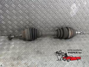Used Front drive shaft, left Opel Zafira (M75) 2.2 16V Direct Ecotec Price on request offered by Autosloperij Pieper BV