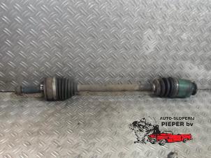 Used Front drive shaft, right Subaru Forester (SF) Price on request offered by Autosloperij Pieper BV