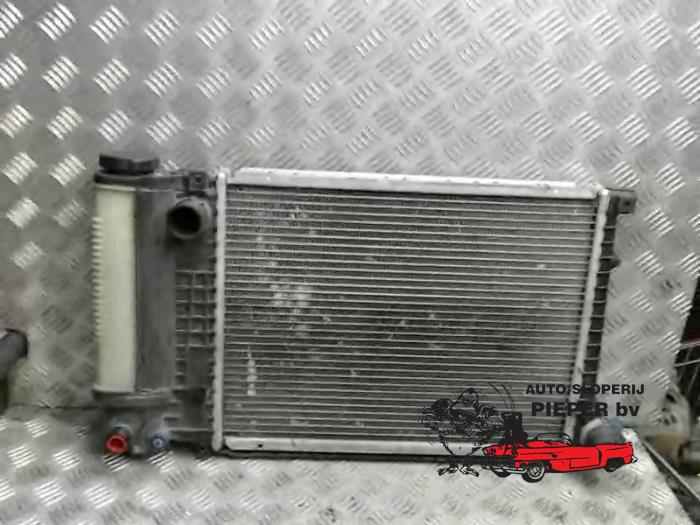Used Radiator BMW 3 serie Compact (E36/5) 316i Price € 42,00 Margin scheme offered by Autosloperij Pieper BV