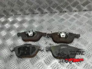 Used Front brake pad Volvo V50 (MW) 2.0 D 16V Price on request offered by Autosloperij Pieper BV