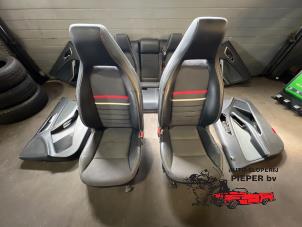 Używane Fotel lewy Mercedes A (W176) 1.6 A-180 16V Cena € 367,50 Procedura marży oferowane przez Autosloperij Pieper BV