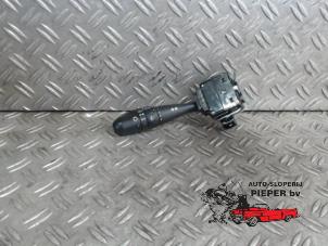 Usagé Commutateur feu clignotant Mitsubishi Colt (Z2/Z3) 1.3 16V Prix sur demande proposé par Autosloperij Pieper BV