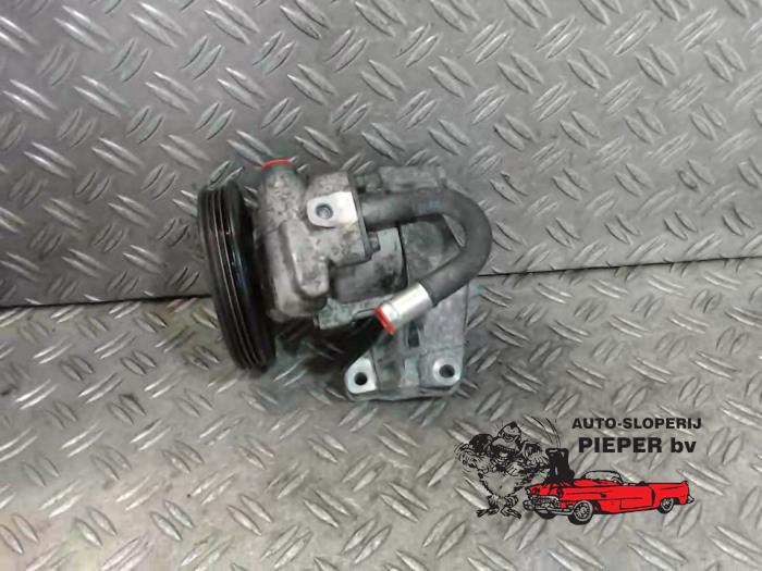 Usagé Pompe de direction Chevrolet Aveo (250) 1.4 16V LS Prix € 42,00 Règlement à la marge proposé par Autosloperij Pieper BV