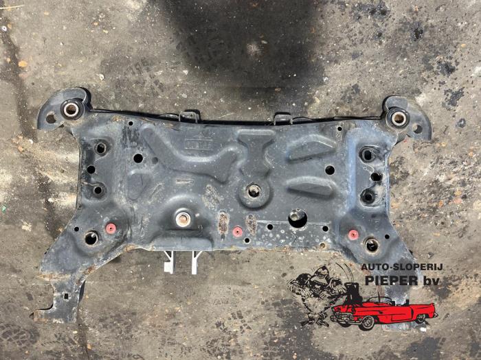 Used Subframe Ford Focus 3 1.0 Ti-VCT EcoBoost 12V 100 Price € 78,75 Margin scheme offered by Autosloperij Pieper BV