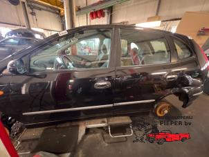 Used Rear door 4-door, left Nissan Almera Tino (V10M) 1.8 16V Price on request offered by Autosloperij Pieper BV