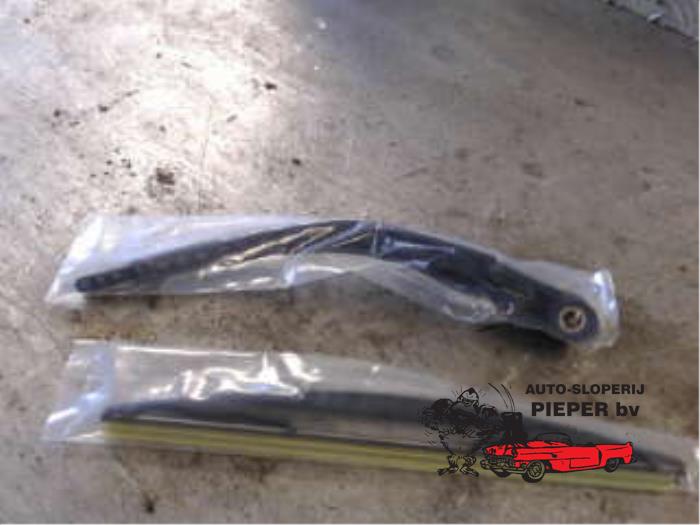 Rear wiper arm from a Peugeot 107  2010