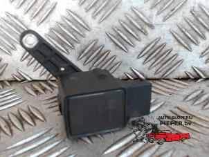 Used Anti-roll control sensor BMW 5 serie (E60) 545i 32V Price on request offered by Autosloperij Pieper BV
