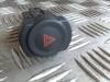 Dacia Sandero I (BS) 1.2 16V Bouton de warning