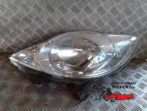 Used Headlight, left Peugeot 107 1.0 12V Price € 78,75 Margin scheme offered by Autosloperij Pieper BV
