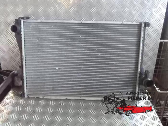 Used Radiator BMW 5 serie (E39) 523i 24V Price € 42,00 Margin scheme offered by Autosloperij Pieper BV