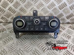 Used Heater control panel Nissan Qashqai (J10) 2.0 16V 4x4 Price on request offered by Autosloperij Pieper BV