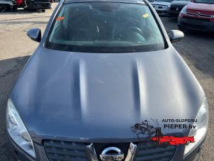 Used Bonnet Nissan Qashqai (J10) 2.0 16V 4x4 Price on request offered by Autosloperij Pieper BV