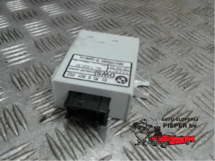 Begagnade Däcktrycksmodul BMW Mini (R50/53) 1.6 16V Cooper Pris € 21,00 Marginaltabell erbjuds av Autosloperij Pieper BV