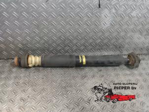 Used Rear shock absorber, right BMW 1 serie (E87/87N) 118d 16V Price on request offered by Autosloperij Pieper BV
