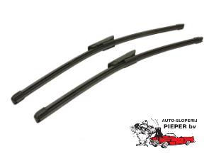 Used Set of wiper blades Audi A3 (8P1) Price € 21,00 Margin scheme offered by Autosloperij Pieper BV