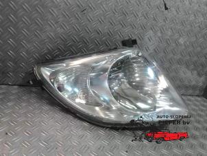 Used Headlight, left Suzuki Swift (ZA/ZC/ZD1/2/3/9) 1.3 VVT 16V Price on request offered by Autosloperij Pieper BV
