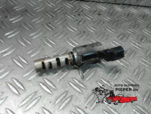 Used Camshaft adjuster Toyota Yaris II (P9) 1.3 16V VVT-i Price on request offered by Autosloperij Pieper BV
